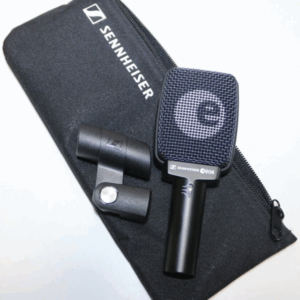 Photo of a hire Sennheiser e906 guitar amplifier hanging microphone with it's pouch and clip.